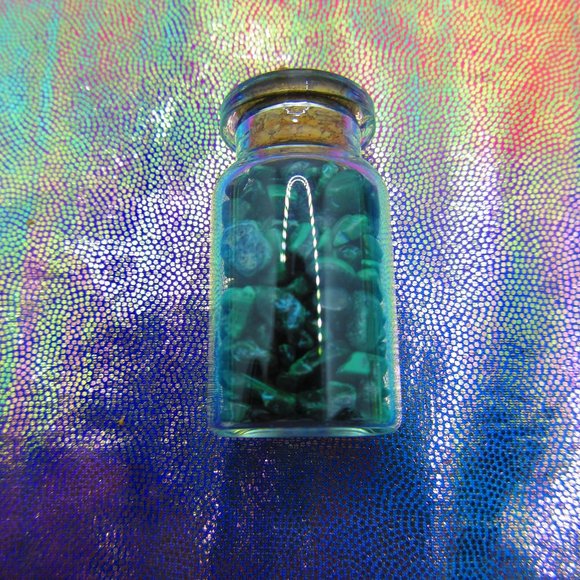 Malachite Gemstone Chips In A Bottle Embellishments Natural Semi Precious - Picture 3 of 3